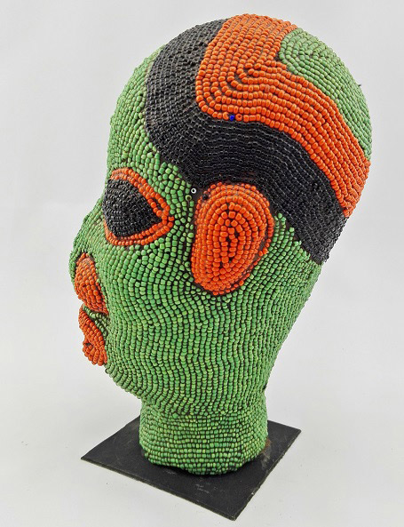 Scultura africana con perline - FIGURA CAMERUN
