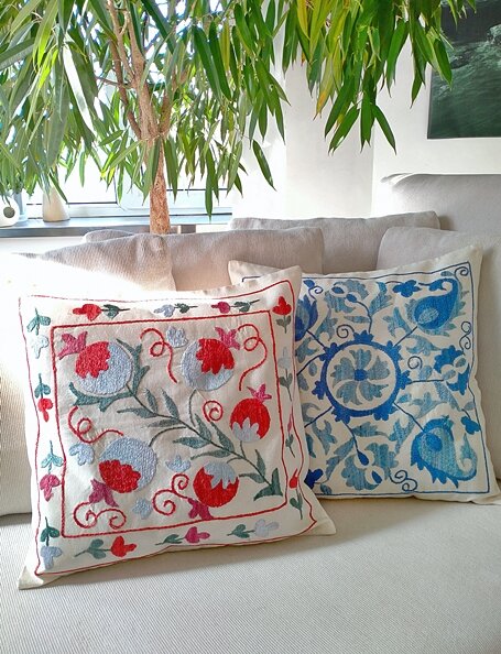 SUZANI PILLOW HAND EMBROIDERED- CCP532